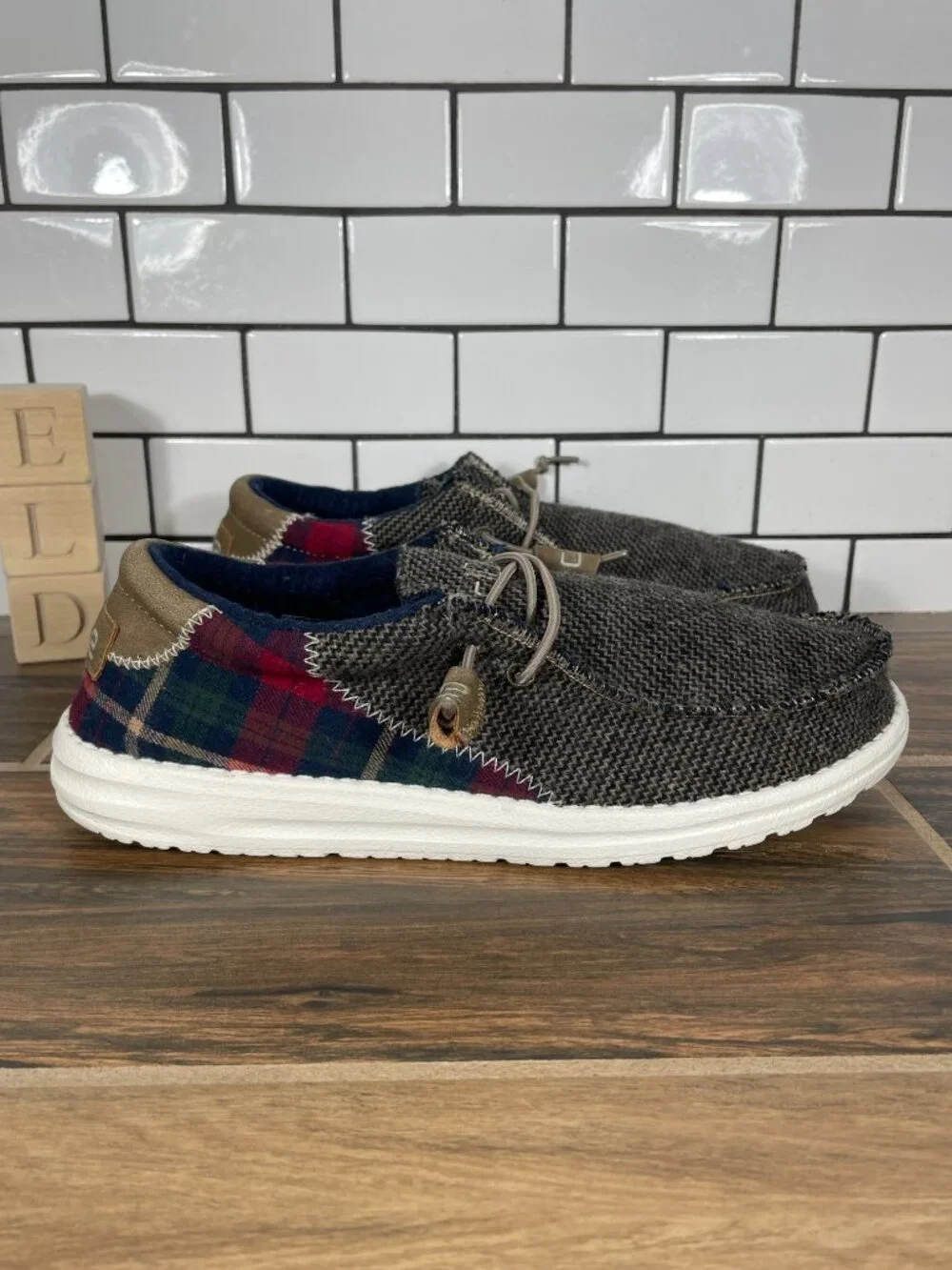Hey Dude Wally Shoes Mens Size 7 Tartan Mix Lightweight Moc Toe Casual Slip On